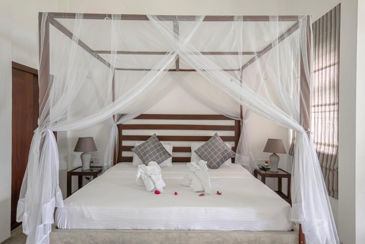 Villa Nilnara อาฮังกัลลา ภายนอก รูปภาพ